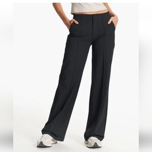 VUORI meta wideleg pant - size m
